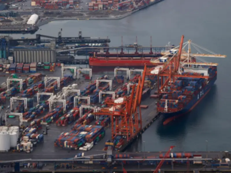 Canada's Economy Grows 0.5% in April, Beating Expectations