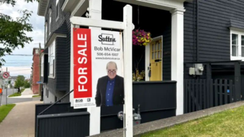 Canadians say home prices remain ‘unreasonably high’ compared to a decade ago: poll