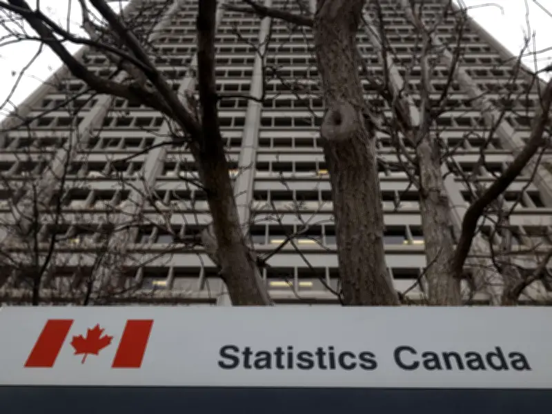 Canadians Skipping Census Face $500 Fines and In-Person Visits