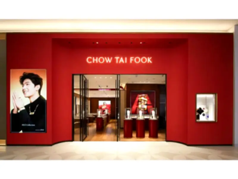Chow Tai Fook Opens New Boutique in Vancouver at Oakridge Park