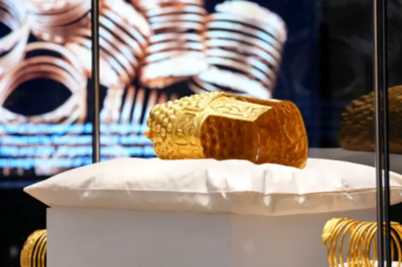 Dutch Court Sentences Three for Theft of Ancient Romanian Golden Helmet