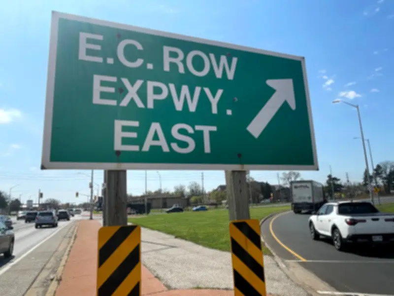 E.C. Row Expressway Eastbound Lane Restrictions and Ramp Closures Start Friday