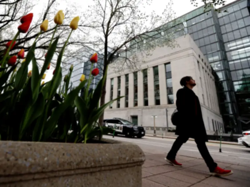 Economists Weigh In: May Jobs Report Ends Recession Debate