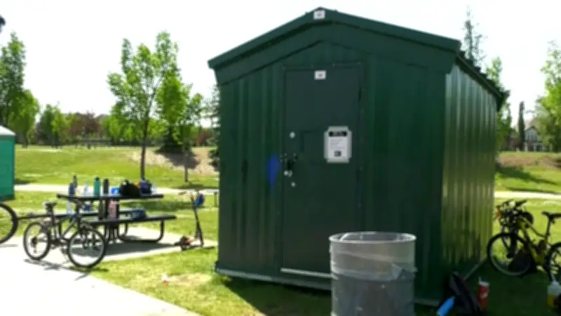 Edmonton Green Shacks Open for Summer with Live Music and Performances
