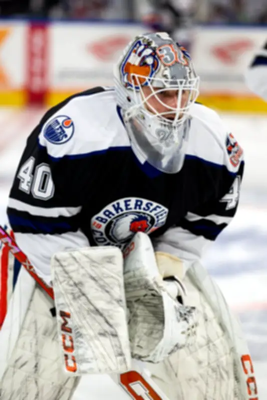 Edmonton Oilers Re-Sign Top Goalie Prospect Connor Ungar to One-Year Deal