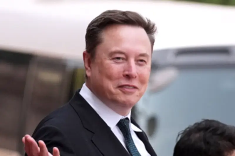 Elon Musk Could Become World's First Trillionaire with SpaceX IPO