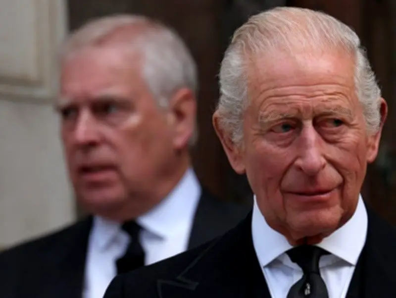 Ex-Prince Andrew Sublet Cottages on Royal Estate, Audit Reveals