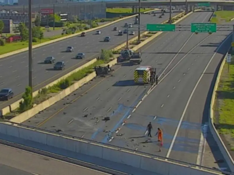 Fiery crash closes Hwy. 401 eastbound; Toronto man charged in robbery