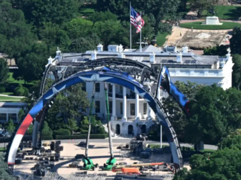 Ford: Trump's abasement of values extends to cage match on White House lawn