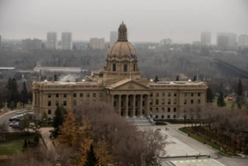 Former Alberta Judge to Chair Electoral Boundaries Panel