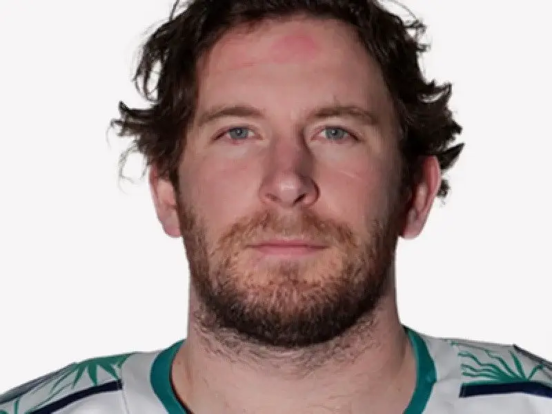 Former Hockey Player Dale Deon Jailed for Child Porn and Sex Trafficking