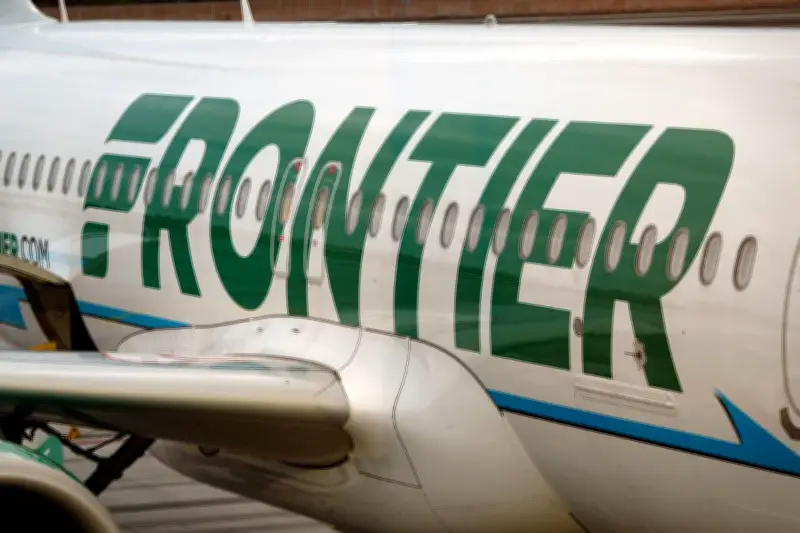 Frontier Passenger Chokes Off-Duty Flight Attendant on Chicago Flight
