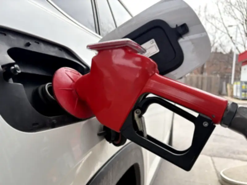 Gas Prices Expected to Jump 5 Cents Per Litre in Ottawa This Weekend