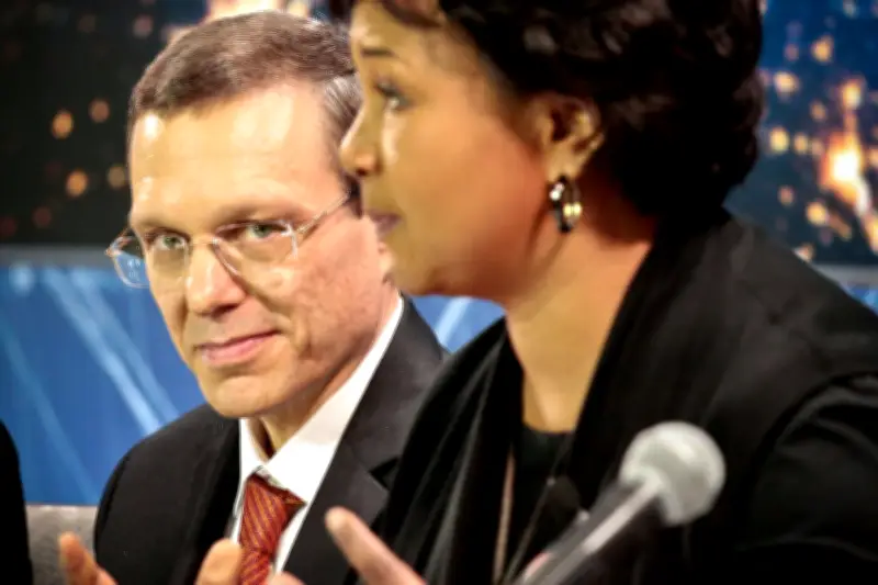 Harvard Professor with Alien Theories to Lead New White House UFO Council