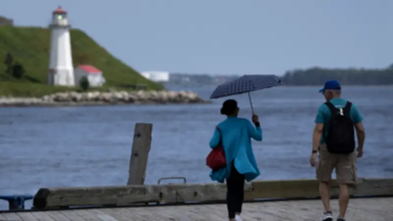 Heat Peaks Thursday, Cooler Wind Friday, Showers in Weekend Forecast