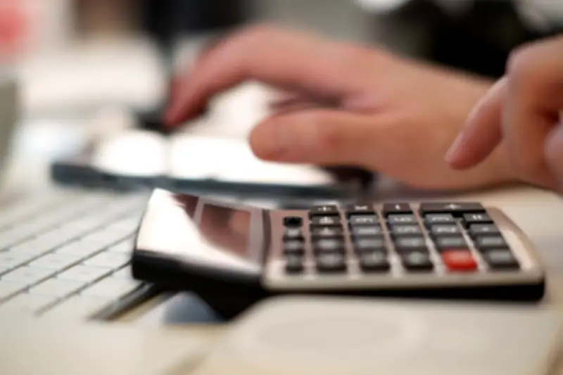 How to Spot Bad Financial Advice: Red Flags and Tips