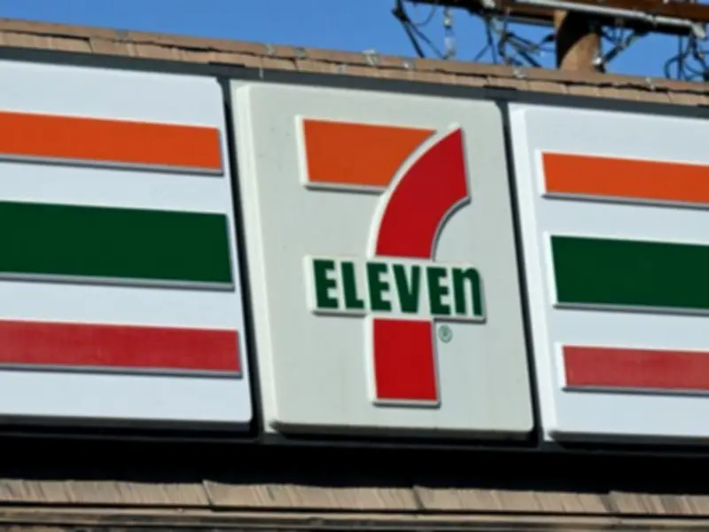 Iconic 7-Eleven in downtown Toronto permanently closing after nearly 30 years