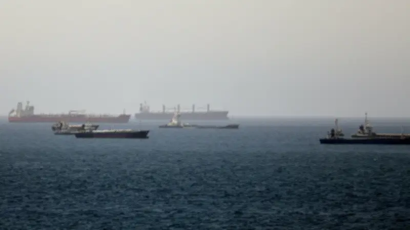 Iran Warns Gulf States Over Strait of Hormuz After Ship Attack Near Oman