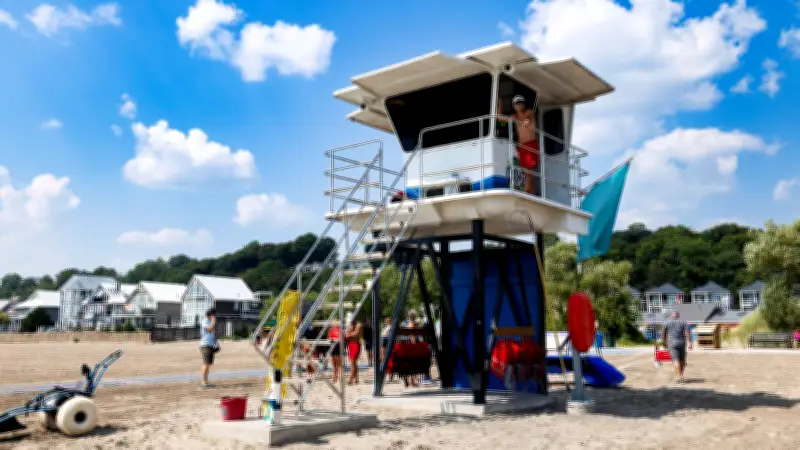 Lifeguards on duty at Port Stanley beach ahead of heat wave