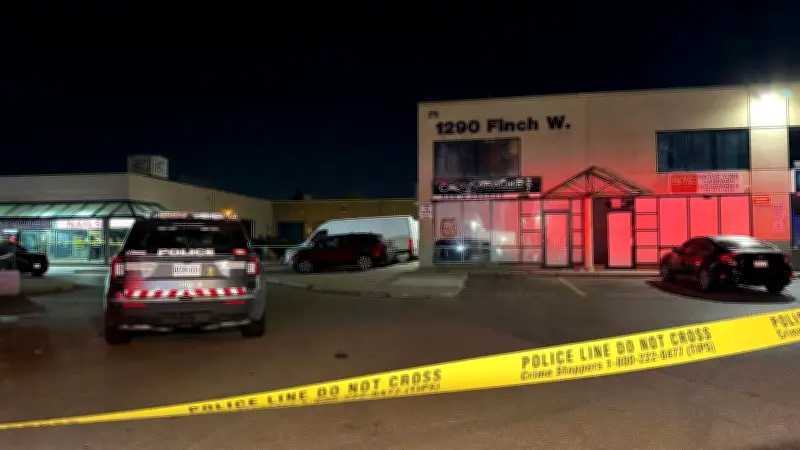 Man Stabbed in North York, Police Hunt Suspect