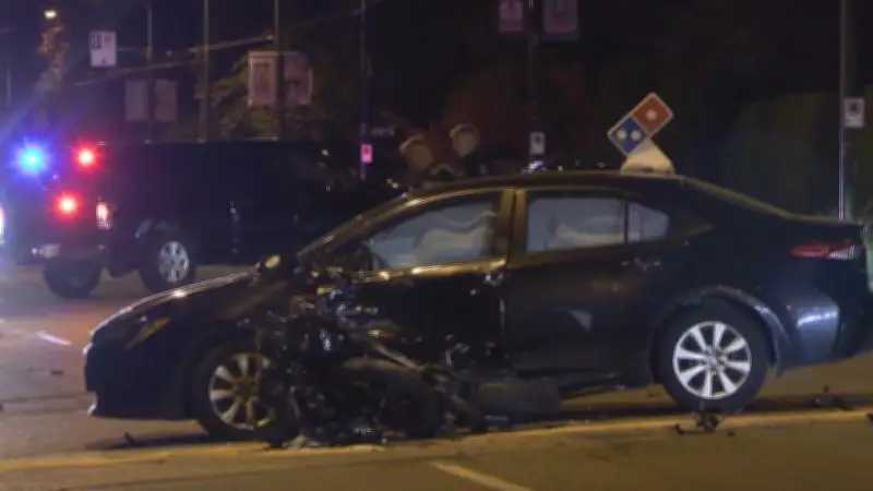 Motorcyclist hospitalized after crash with pizza delivery car in Vancouver