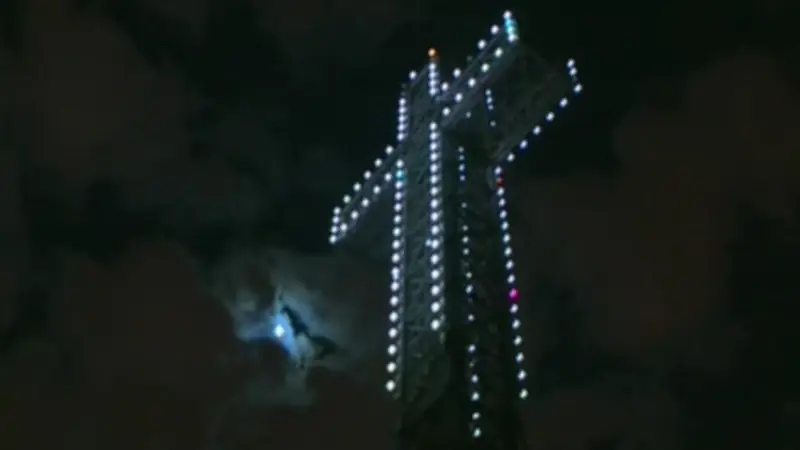 Mount Royal Cross to Go Dark for Year-Long Restoration
