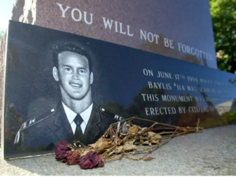 Murder of Toronto Police Officer Marc Pinizzotto Echoes 1994 Todd Baylis Killing