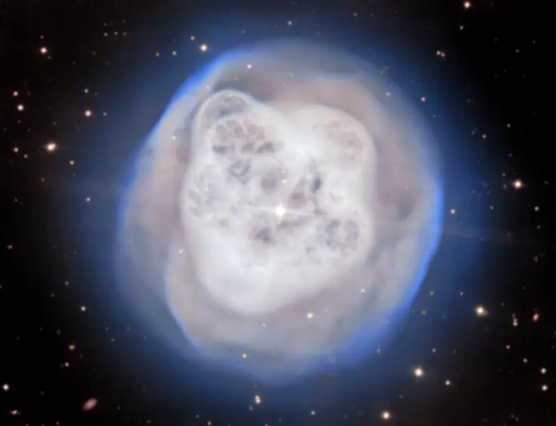 New Image of Crystal Ball Nebula Shows Dying Star's Spectacular Throes