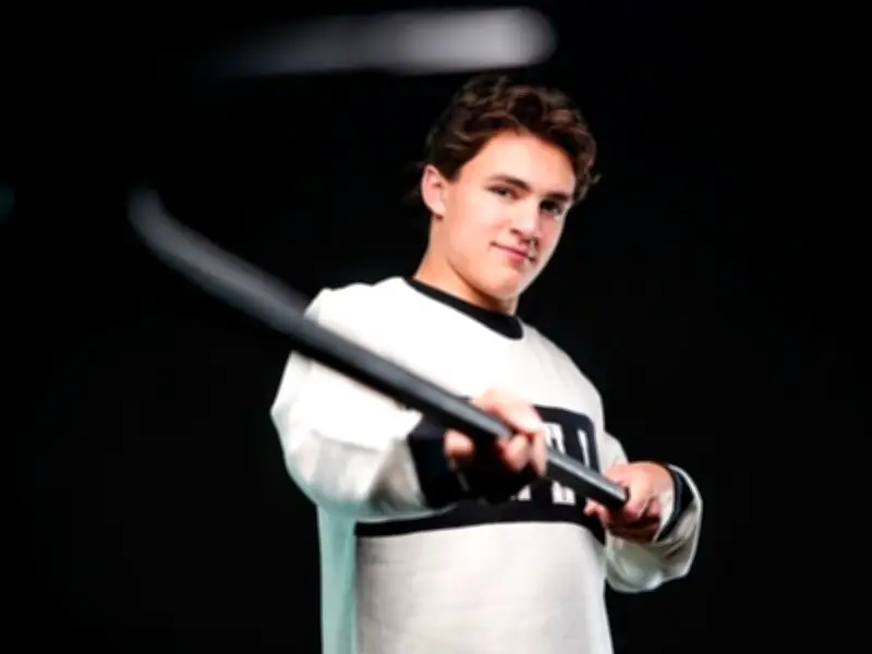 NHL Draft: Sharks Trade Up for Stenberg, Canucks Eye Reid at No. 3