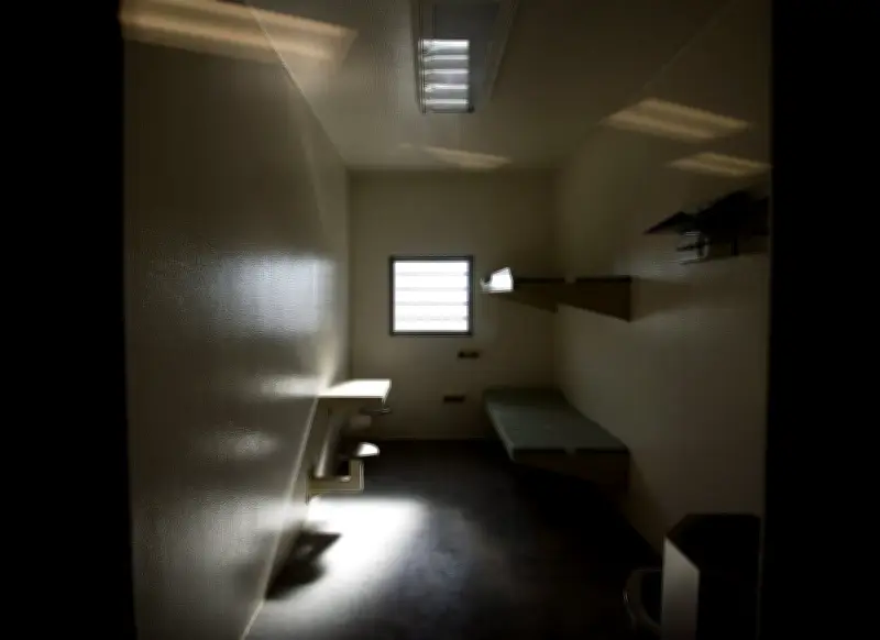 Ontario jail guards seek help after coroner's report on inmate suicides