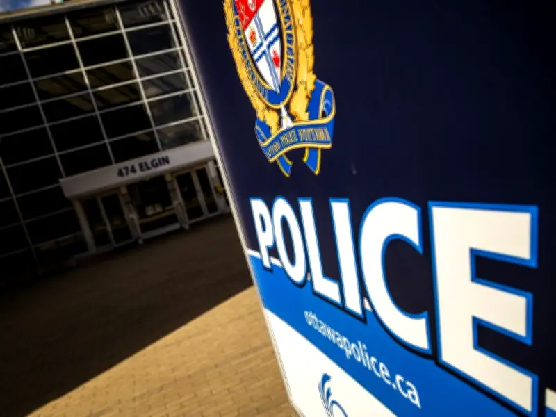 Ottawa Police Probe Hate-Motivated Hijab Assault in Woodridge Crescent