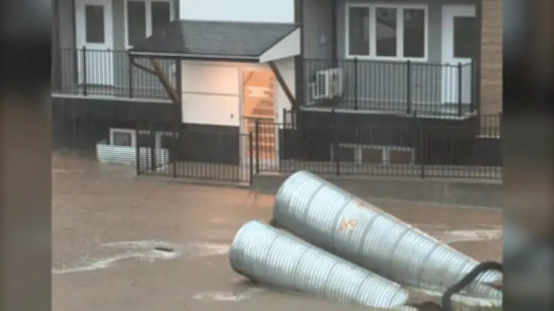 Over 100 mm of rain soaks Manitoba communities, flooding basements