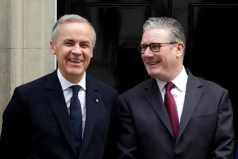 PM Carney Praises Starmer's 'Integrity' and 'Determination' as U.K. PM Resigns