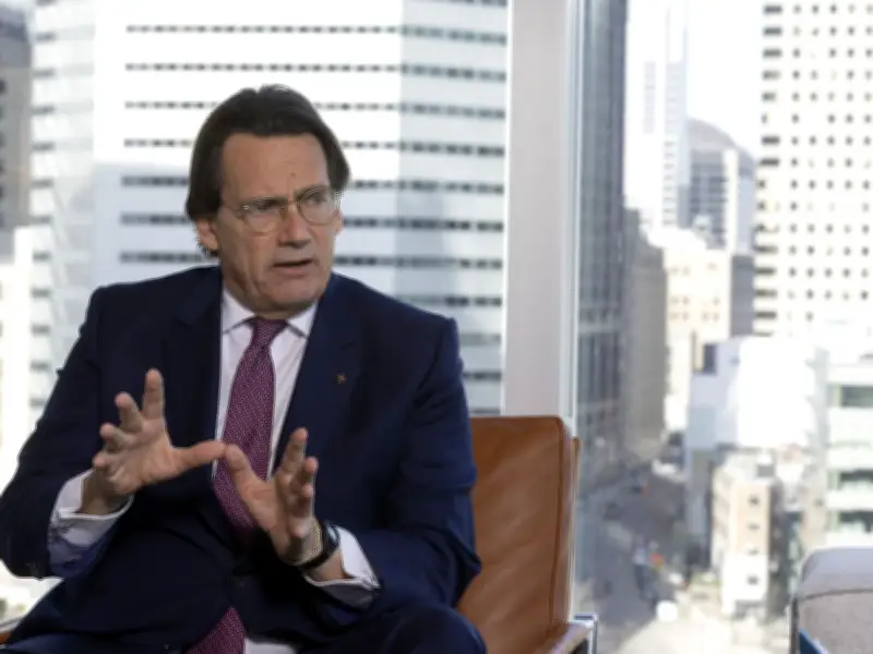 Quebecor pushes CRTC to block Corus debt swap, offers alternative bid
