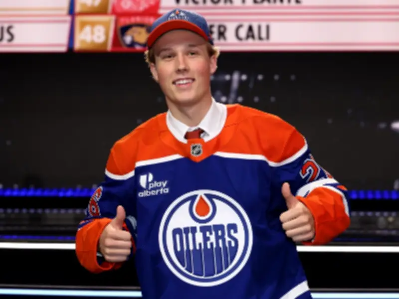 Quiet Draft Weekend Leaves Oilers with Full To-Do List
