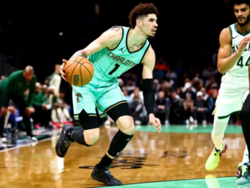 Raptors Reportedly Among Teams Pursuing Hornets Star LaMelo Ball
