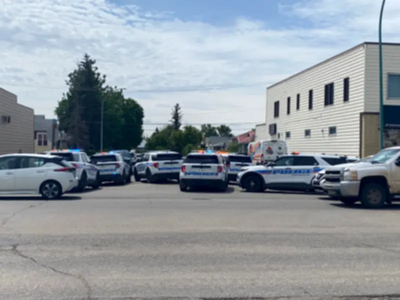 Regina Police Arrest Multiple Suspects in Elliott Street Operation