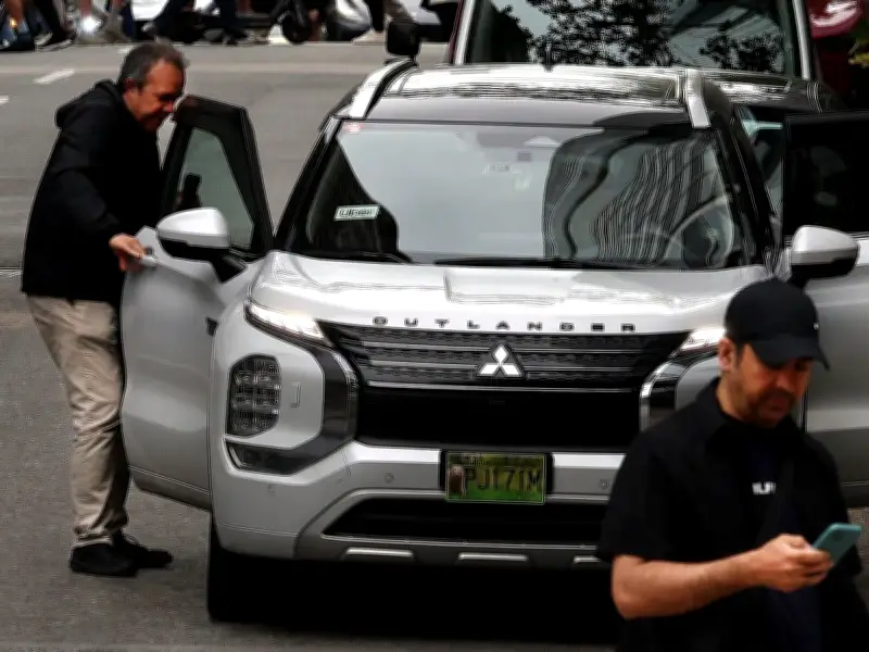 Ride-hailing trips triple in Metro Vancouver, competing with transit: TransLink