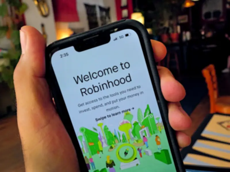 Robinhood Enters Canada with Crypto Focus, Stock Trading Not Yet Available