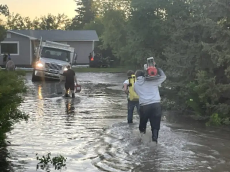Sandbagging Underway in Flood-Ravaged Manitoba Town as Severe Storms Hit