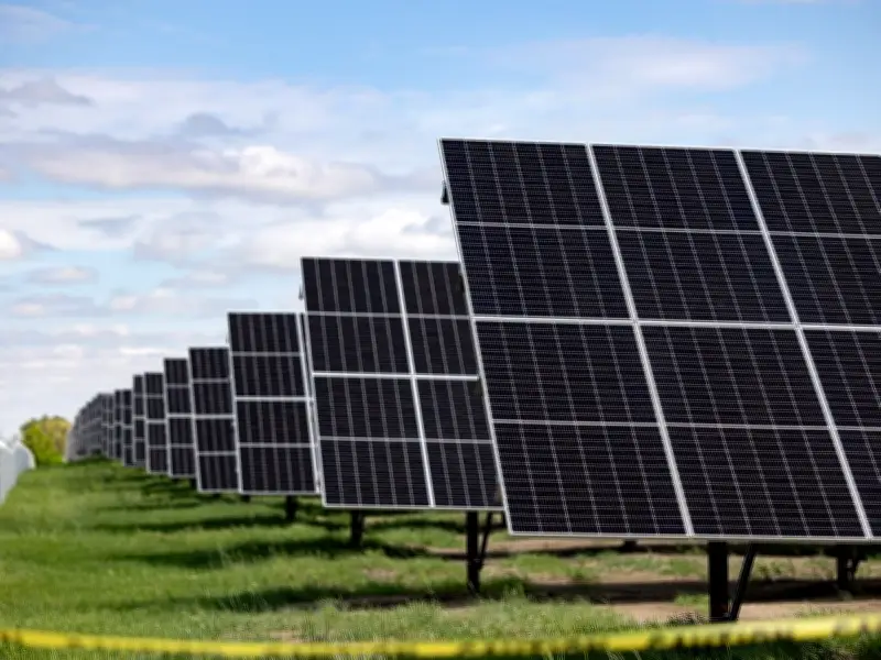 Saskatoon's New Solar Farm Begins Operations, Cutting Emissions by 23,000 Tonnes