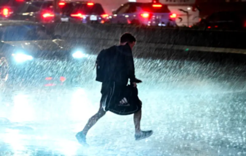 Severe Thunderstorm Watch Issued for Montreal, Laval, and Surrounding Regions