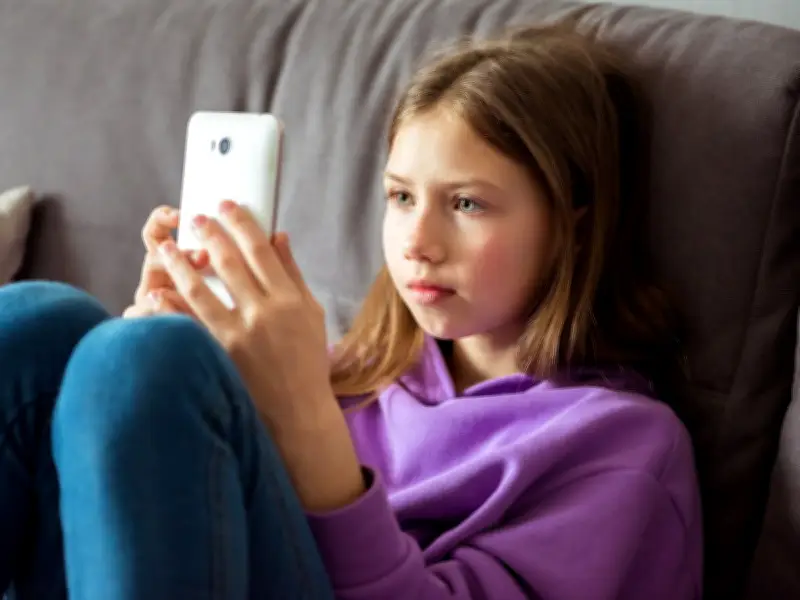 Social Media Literacy Better Than Bans: Readers Weigh In