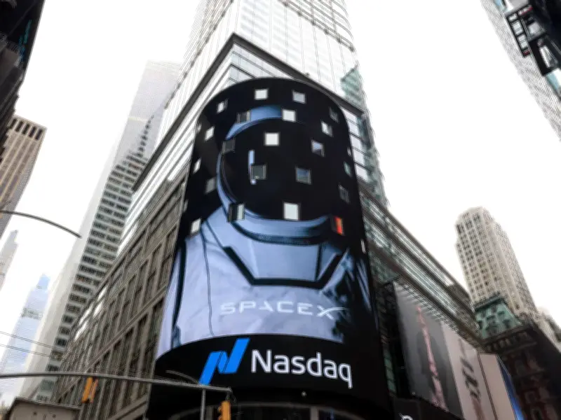 SpaceX credit derivatives trade after debut bond sale