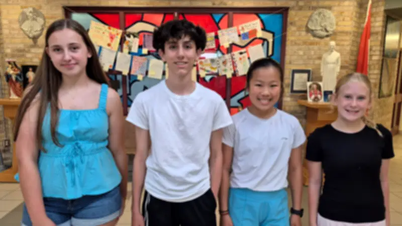 Students Doubt Social Media Ban Effectiveness Despite Acknowledging Risks