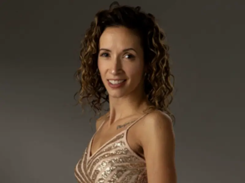 SUNshine Girl Gemini: Hockey, Basketball, and Dancing Enthusiast