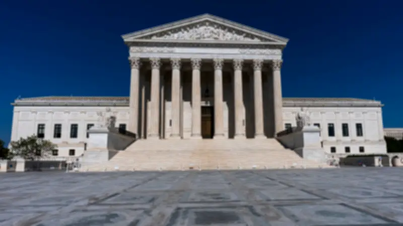 Supreme Court Strikes Down Hawaii Gun Permit Law for Private Property