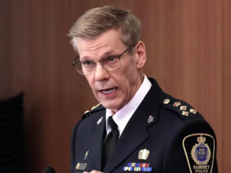 Surrey police board ousts Chief Norm Lipinski, gives ultimatum to resign