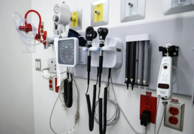 Survey: Most Canadians Want Health System Changes