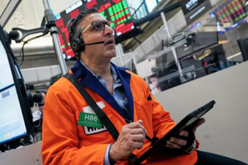 Tech Stock Drops Continue to Pressure Wall Street Markets
